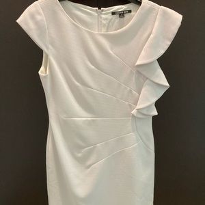 Women’s white knee-length dress
